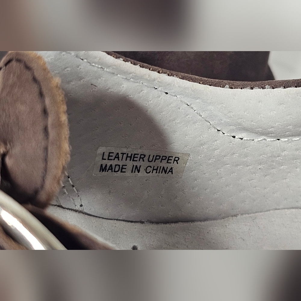 Strasburg Girls Brown Leather T-Strap Mary Jane Shoes Buckle Floral Cutout Sz 1 - Picture 8 of 10
